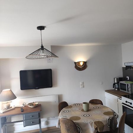 F2 Exterieur Lit King Size Brives-Charensac Exterior foto