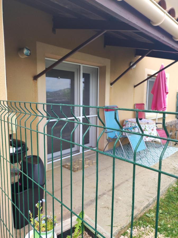 F2 Exterieur Lit King Size Brives-Charensac Exterior foto