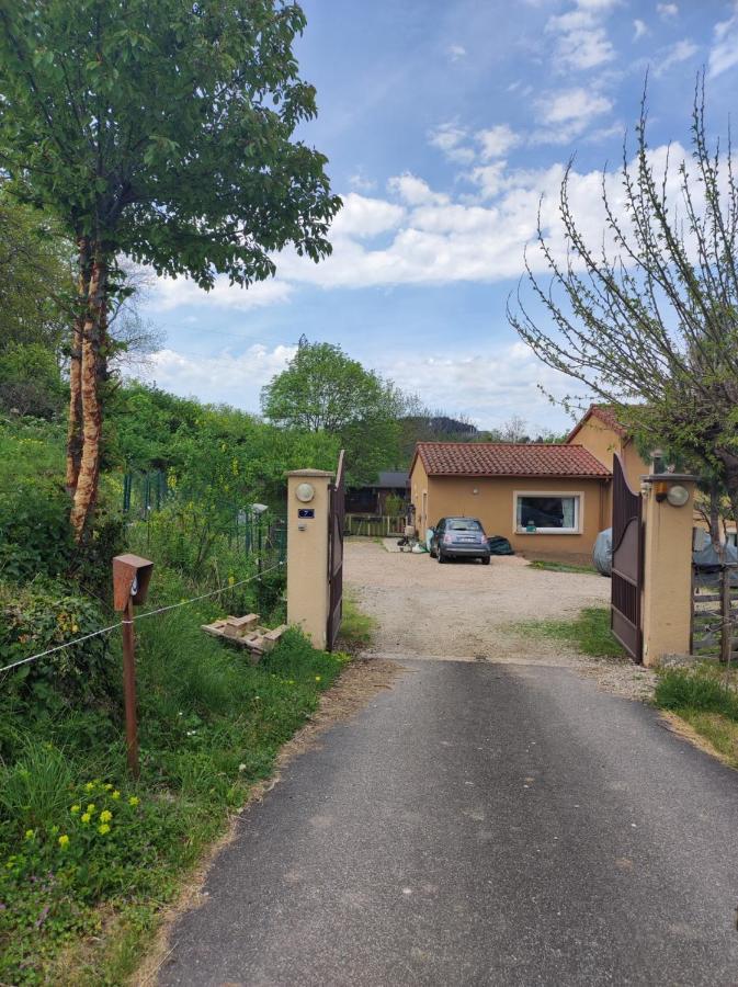 F2 Exterieur Lit King Size Brives-Charensac Exterior foto